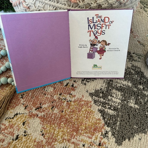 Island of Misfit Toys Book Children’s Book Hard Cover - Picture 5 of 8